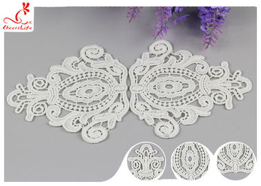 Heavy Retro Guipure Neckline Applique Trim Size 9 * 10.5 Cm / Bridal Lace Appliques