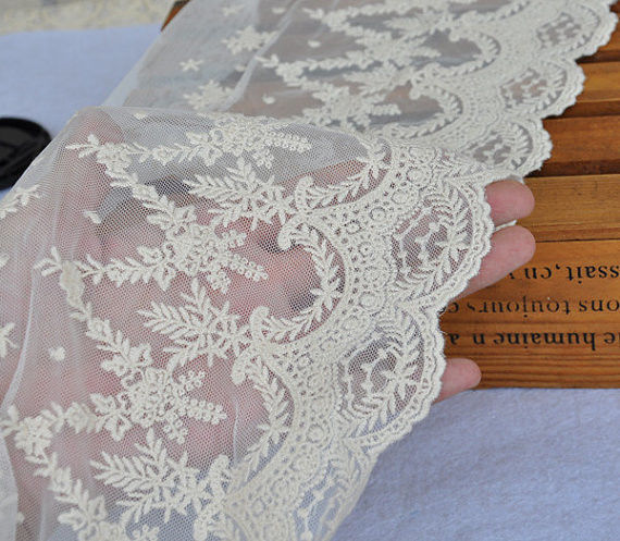 Beige Floral Embroidery Mesh Lace Ribbon Trim , Cotton Nylon Tulle Lace Trim