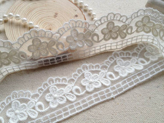 3CM Pretty Scalloped Edge Nylon Lace Trim Off White For Wedding Dress Sewing