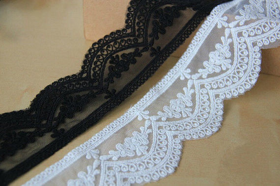 2.28 Inch Width Venice Nylon Lace Trim , Eyelash Scalloped Embroidery Tulle Lace Trim