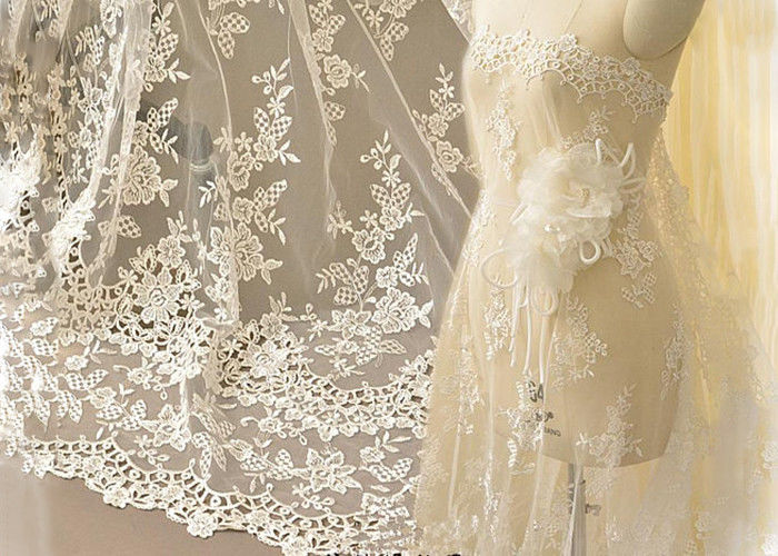 Ivory Embroidery Bridal Corded Lace Fabric , Flower Scalloped Edge Lace Fabric By The Yard