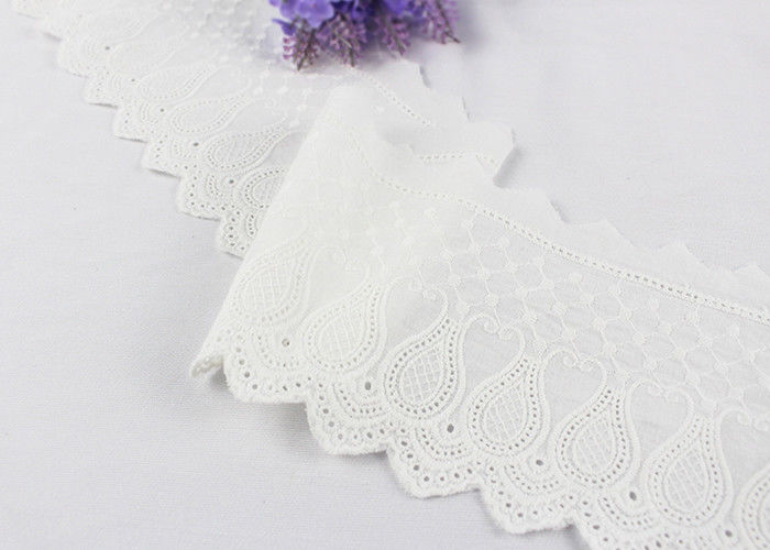 White Flat Embroidered Cotton Lace Ribbon Flower Pattern For Winter Dress 12.5 cm Width