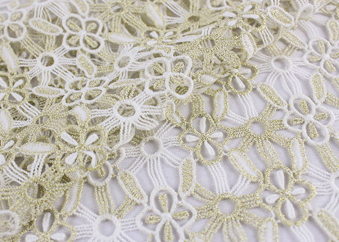 Polyester Lace Fabric With Floral Lace Designs Metallic Fabric For Fashion Garment