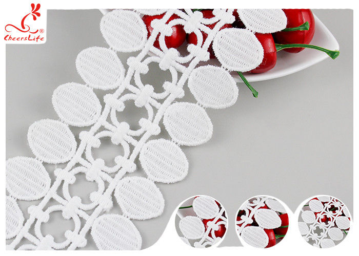 Polyester Embroidered Guipure Water Soluble Lace / Pom Pom Lace Edging